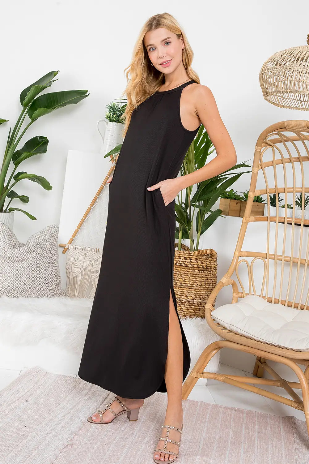 Halter Neck Maxi Dress w/Pockets